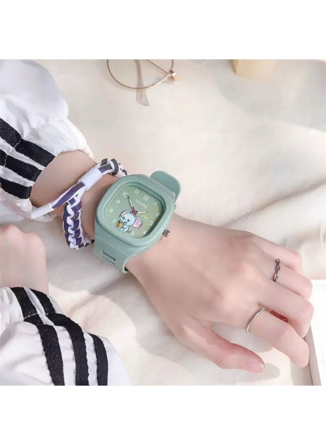 4 قطع من ساعات الأطفال، ساعة رياضية رقمية كرتونية جميلة من السيليكون، أفضل هدية للفتيات من سن 3 إلى 11 عامًا، تعليم الوقت سهل القراءة بوضوح في الليل - Image 4